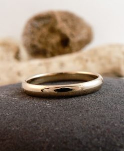 Alianza de boda en oro